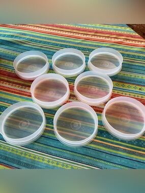 Tupperware Hamburger Press Molds - set of 8 - press not included